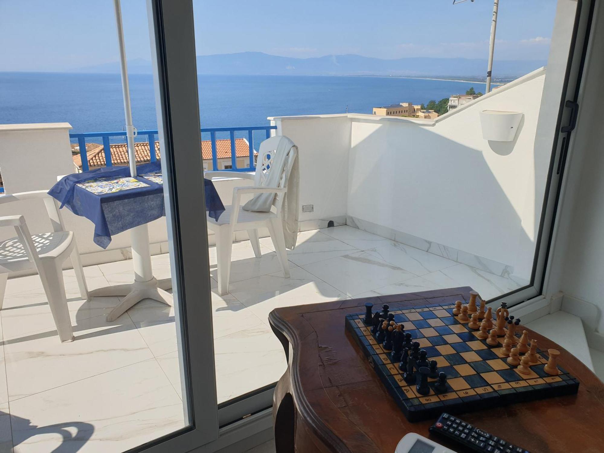 "Lo Studiolo" Apartment Pizzo  Exteriör bild